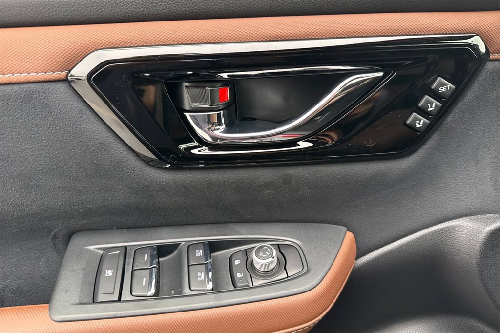 New 2025 Subaru Forester Touring image 9