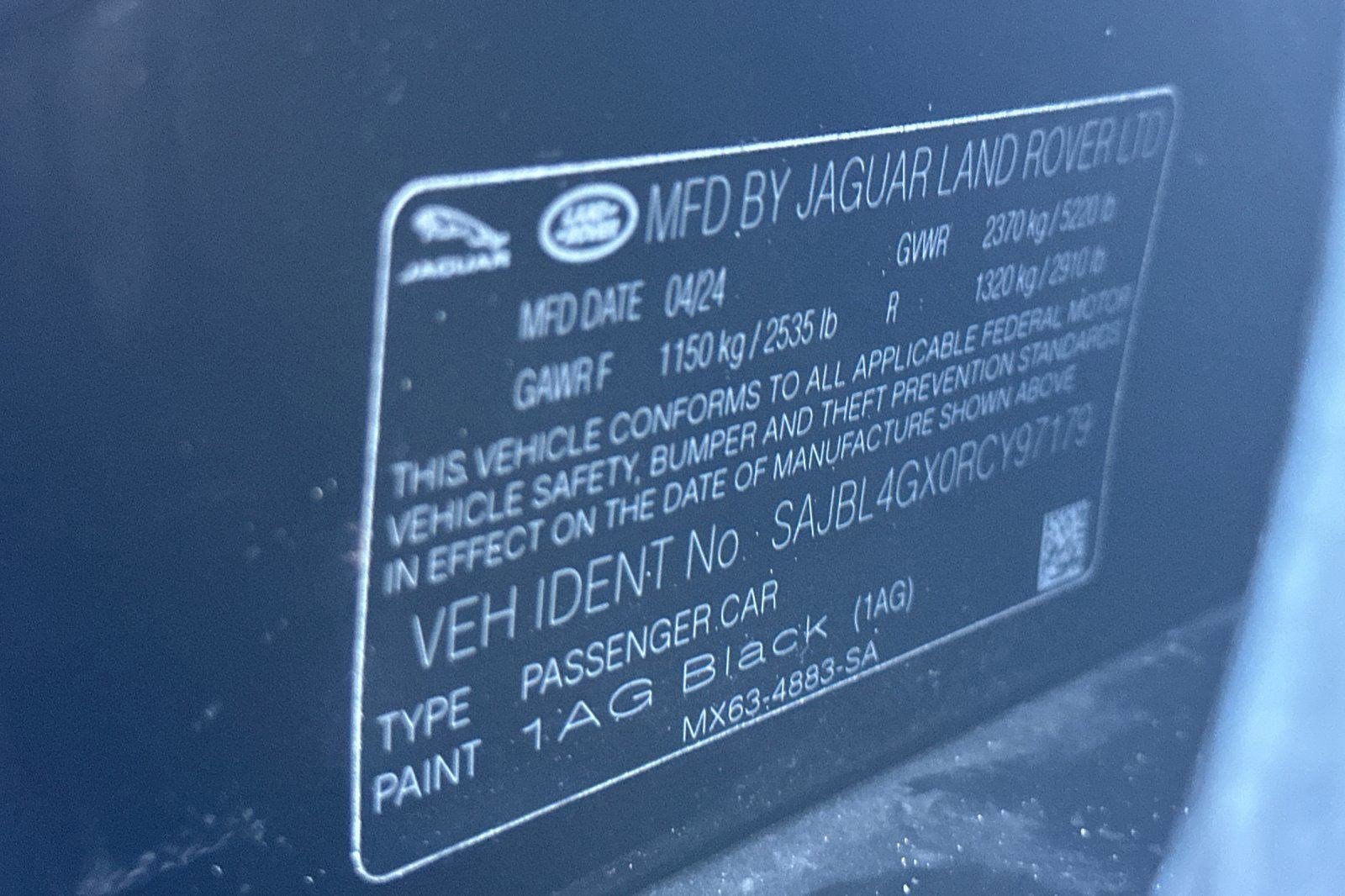 New 2024 Jaguar XF R-Dynamic SE image 29