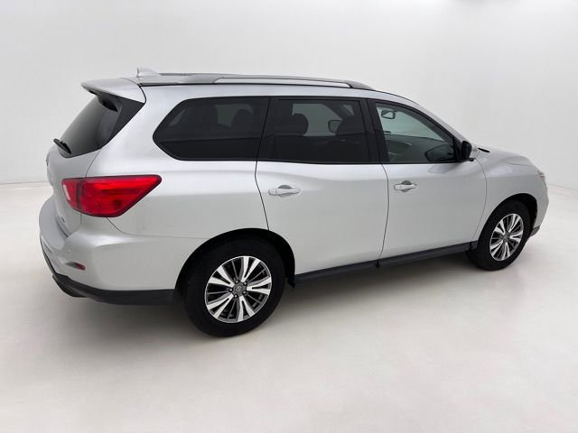 Used 2019 Nissan Pathfinder SL FWD image 6