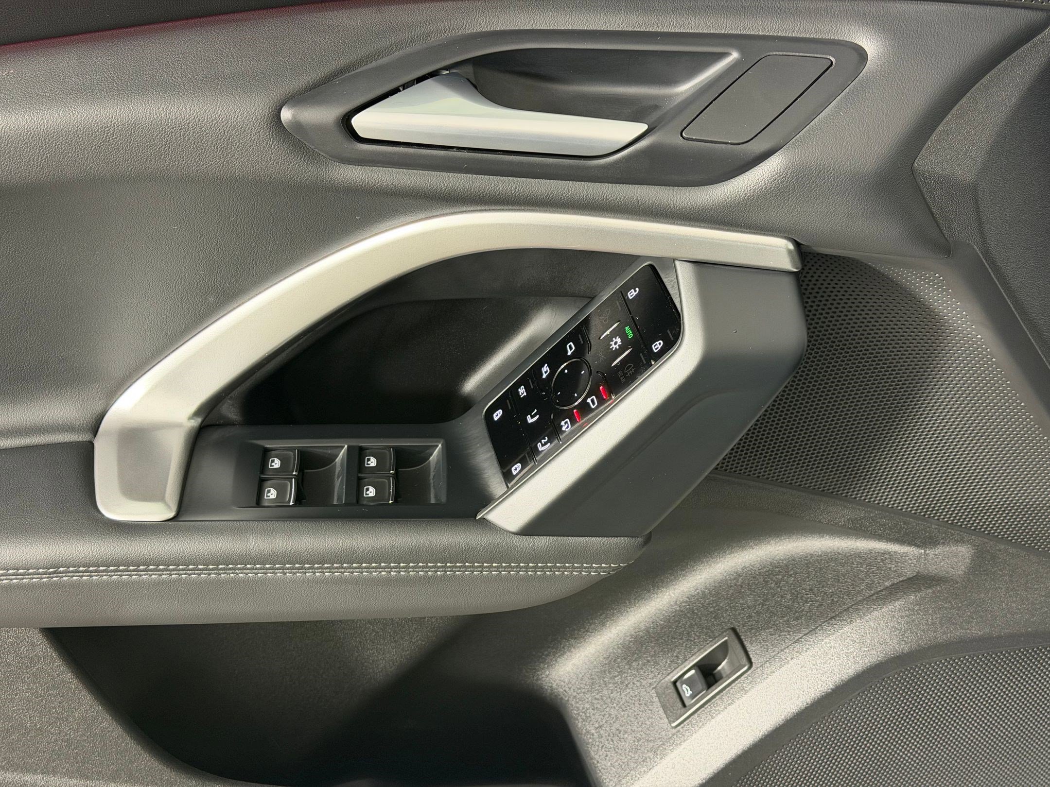 New 2026 Audi Q5 Premium AWD/4WD image 13