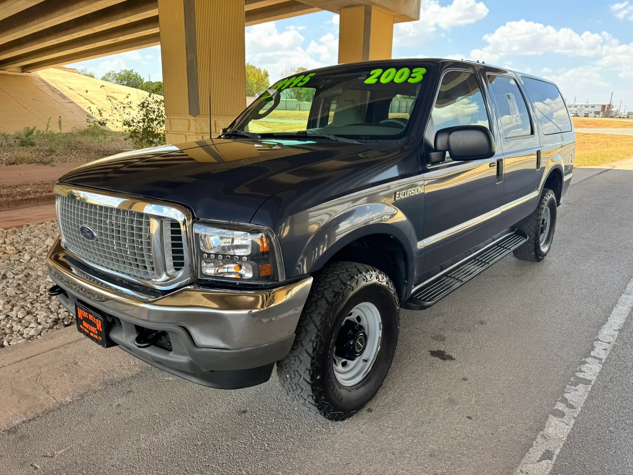 Used 2003 Ford Excursion XLT AWD/4WD image 7