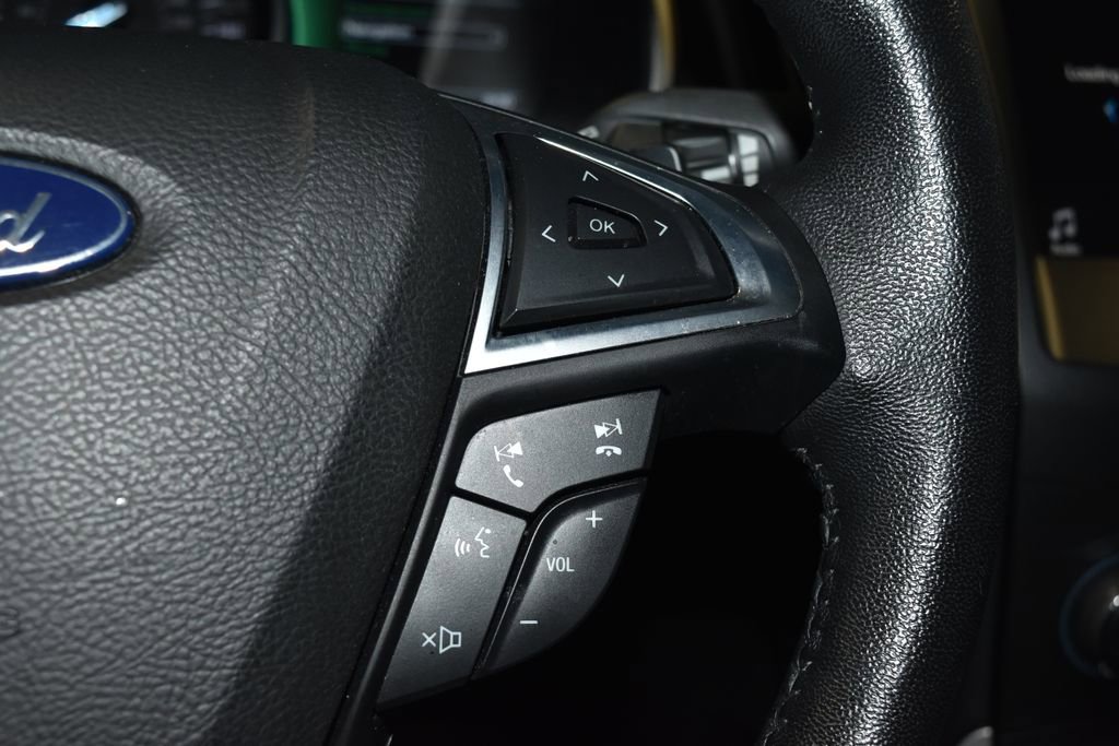 Used 2018 Ford Edge SEL w/ Equipment Group 201A AWD/4WD image 9
