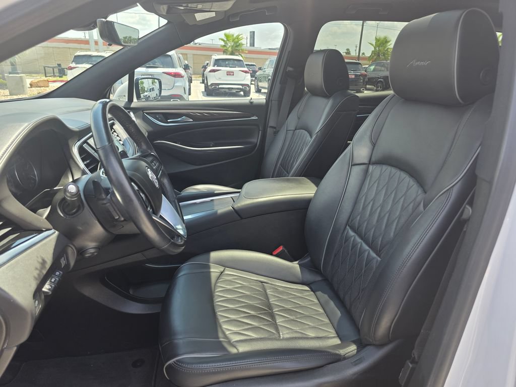 Used 2022 Buick Enclave Avenir FWD image 15