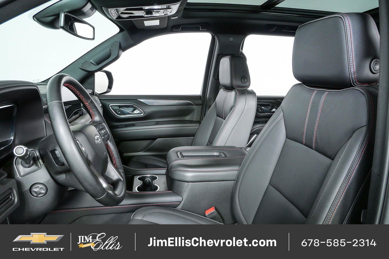 Certified 2024 Chevrolet Suburban RST w/ Luxury Package RWD image 5