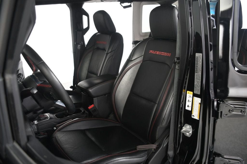 Used 2018 Jeep Wrangler Unlimited Rubicon AWD/4WD image 32