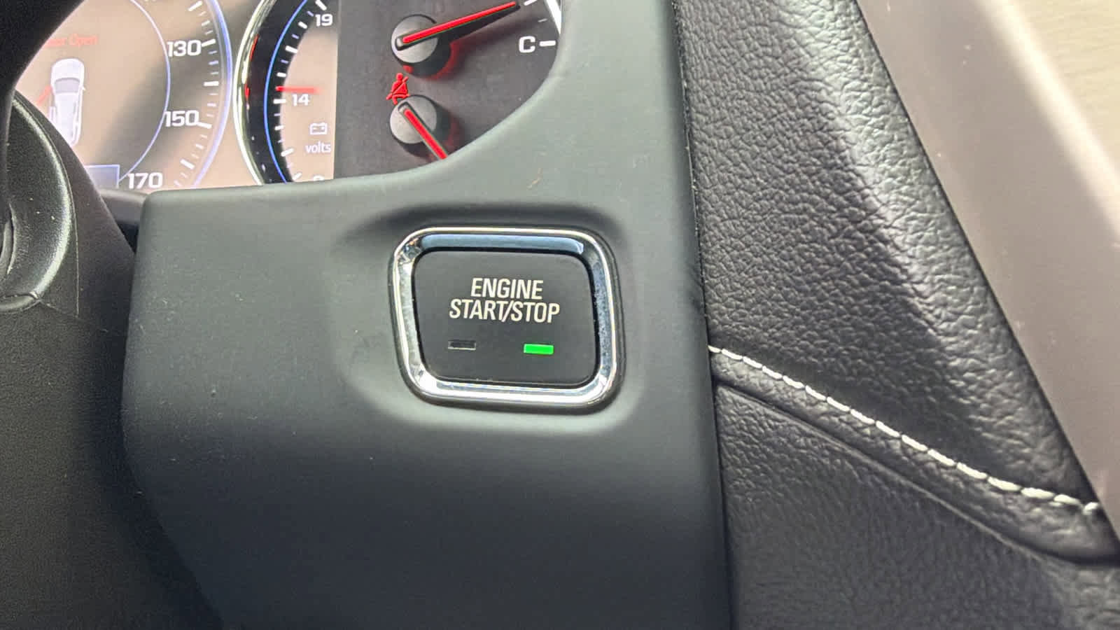 Used 2023 GMC Acadia Denali w/ Denali Ultimate Package image 16