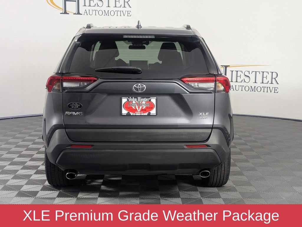 Used 2022 Toyota RAV4 XLE Premium AWD/4WD image 6