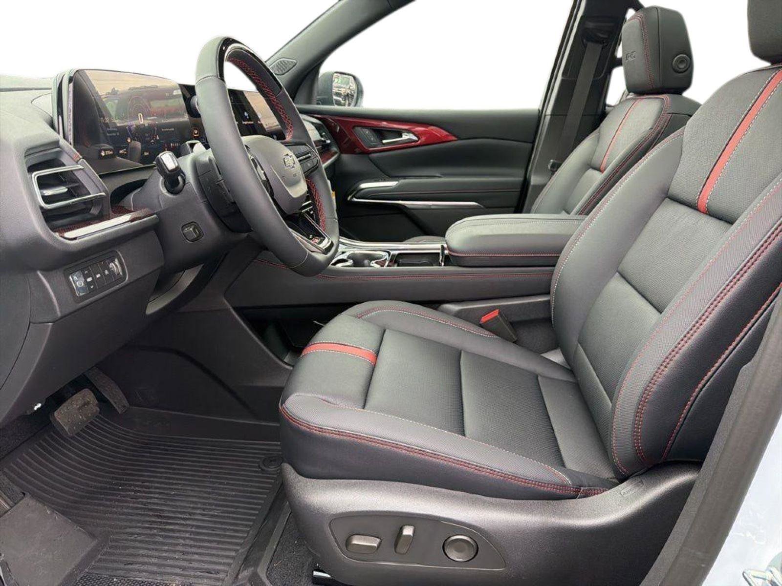 New 2026 Chevrolet Traverse RS w/ LPO, Floor Liner Package image 11