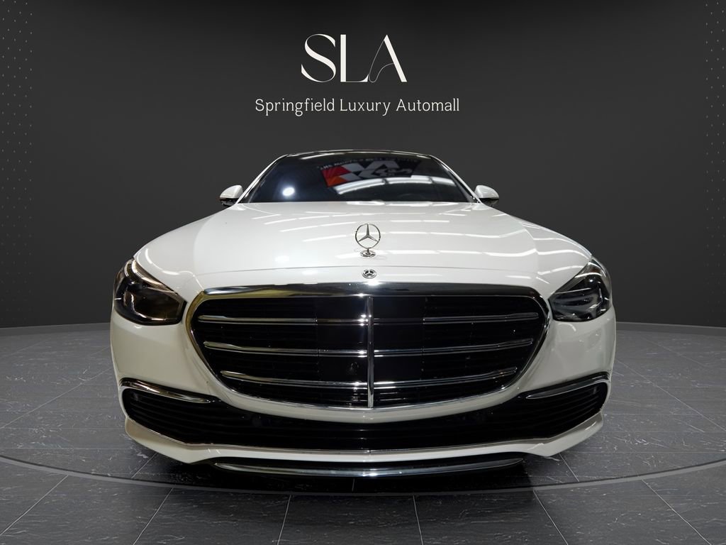 Used 2022 Mercedes-Benz S 580 4MATIC Sedan image 2