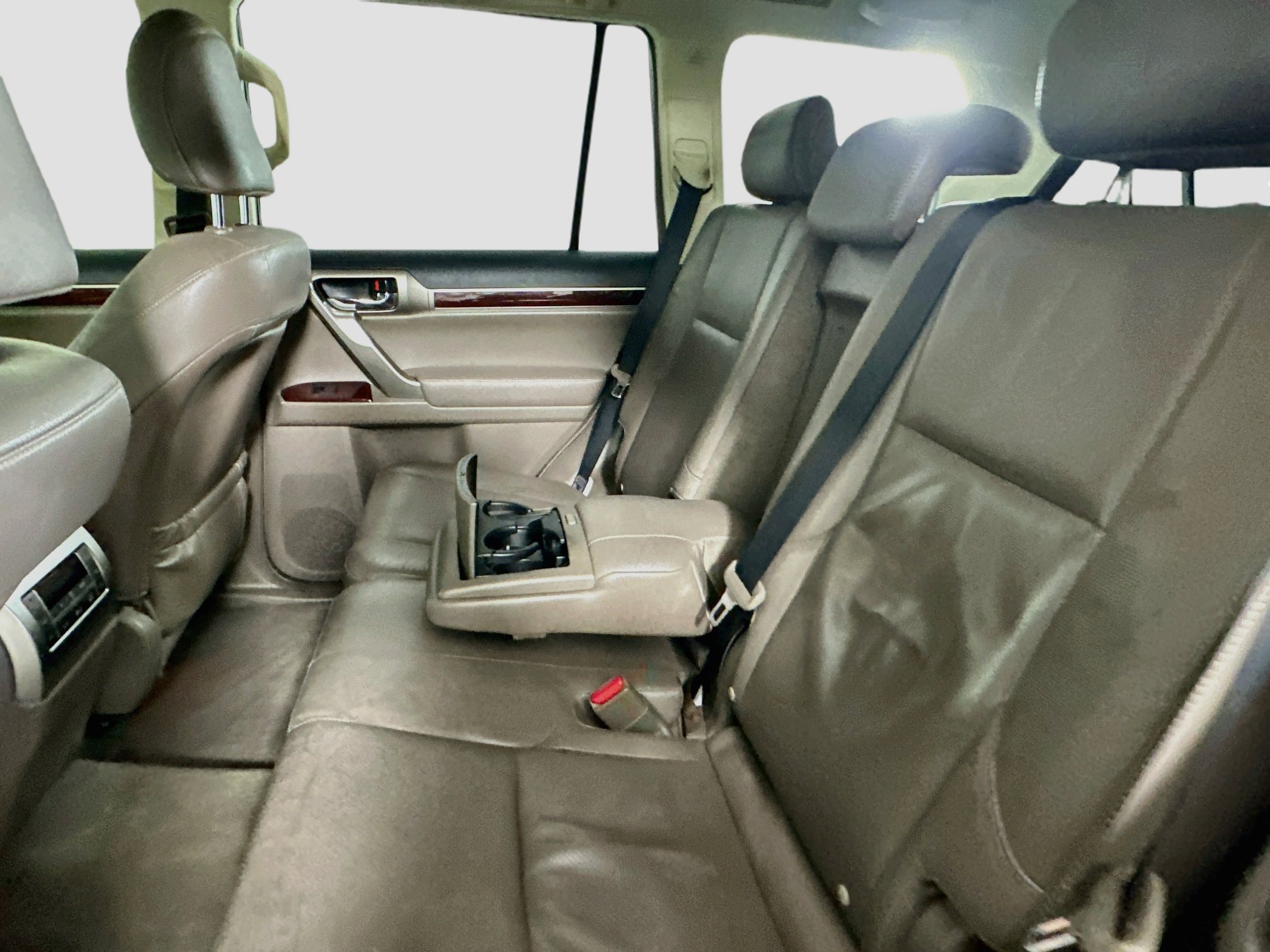 Used 2018 Lexus GX 460 Premium w/ Premium Package AWD/4WD image 28