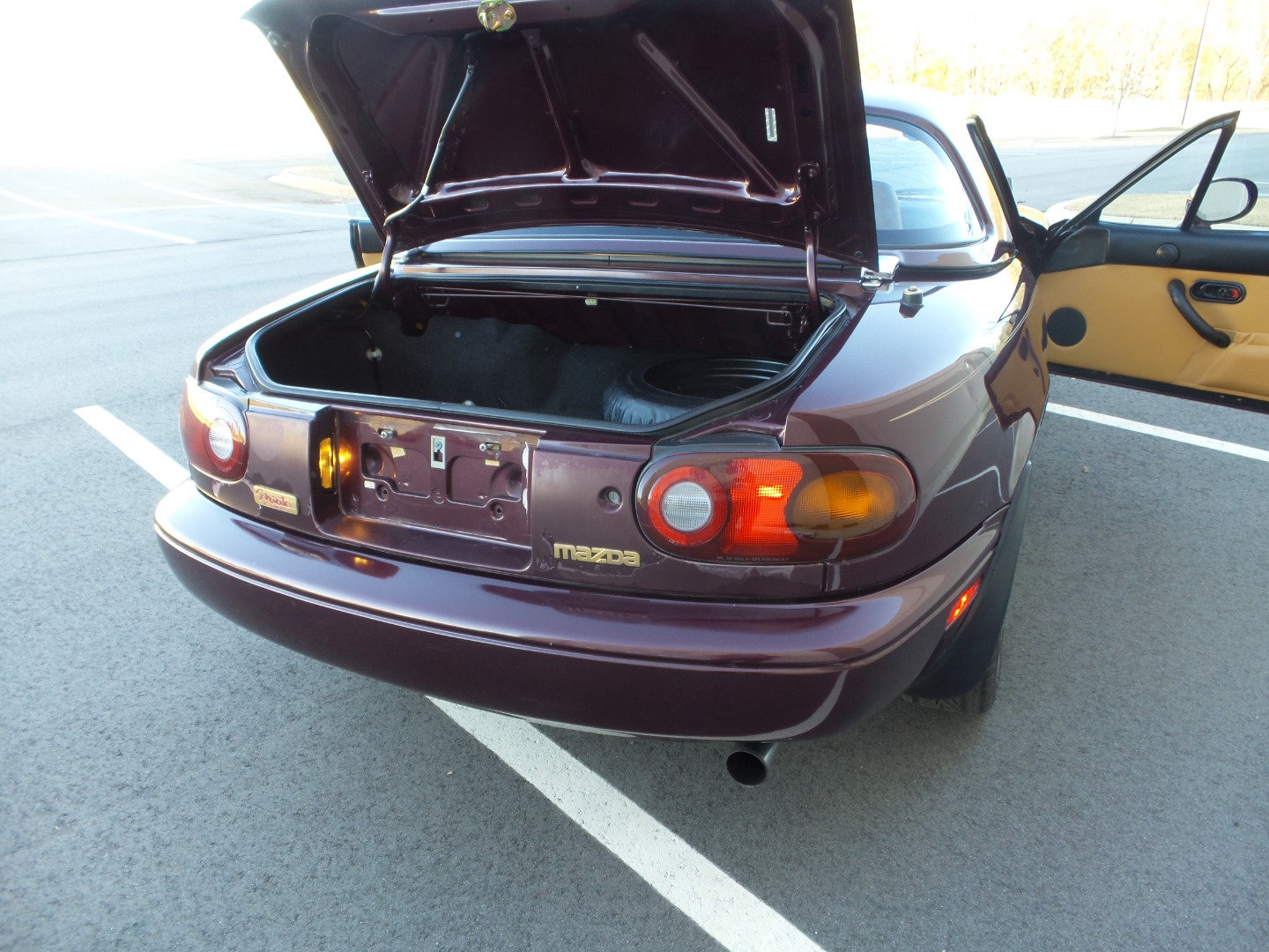 Used 1995 MAZDA MX-5 Miata RWD image 75