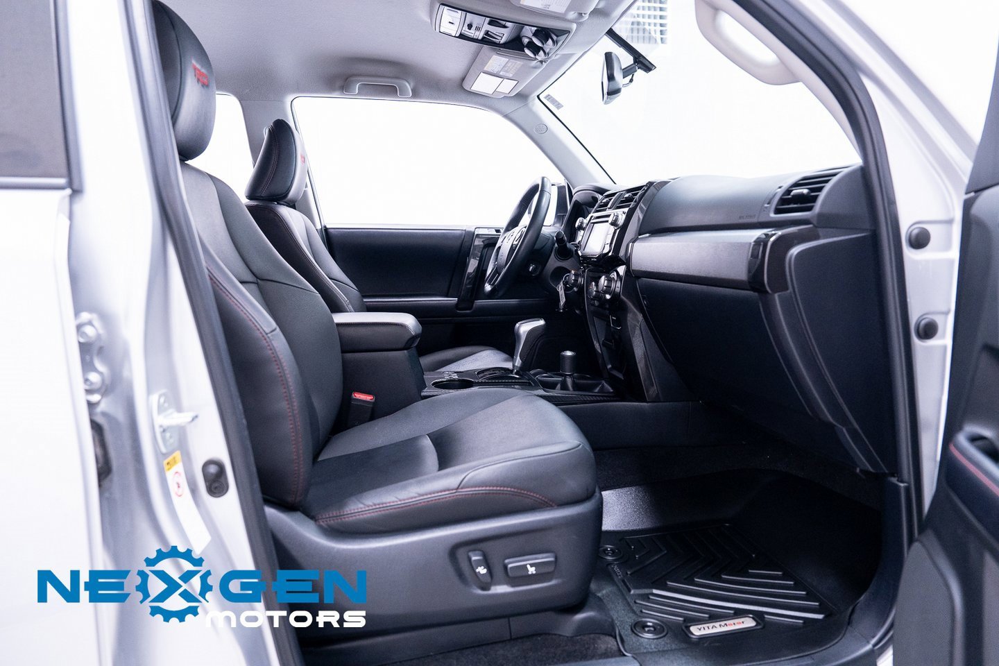 Used 2019 Toyota 4Runner TRD Off-Road Premium image 46