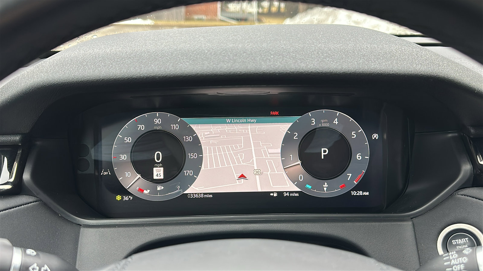 Used 2025 Land Rover Range Rover Velar Dynamic SE image 18