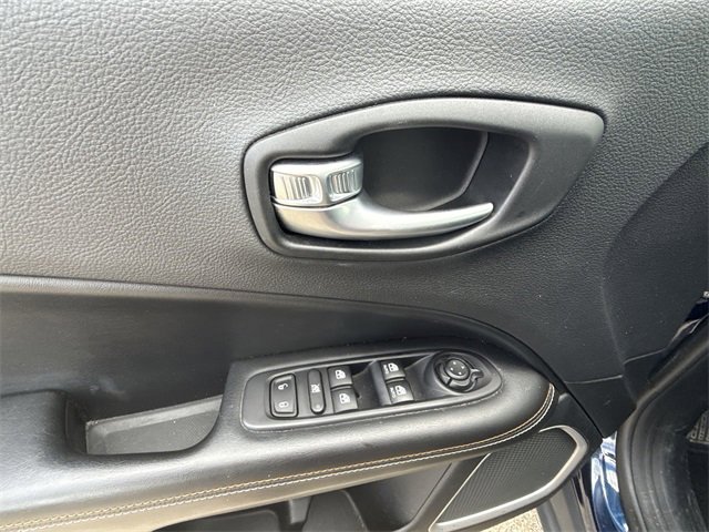 Used 2019 Jeep Compass Latitude image 22