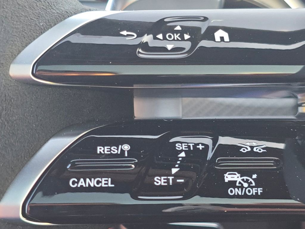 New 2026 Mercedes-Benz GLE 53 AMG 4MATIC Coupe image 37