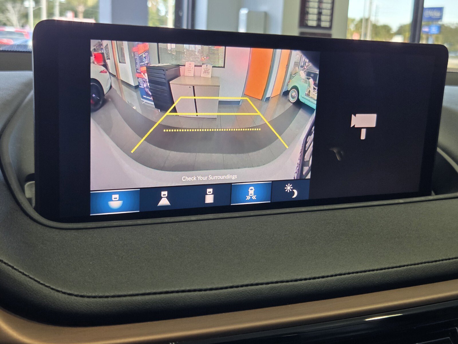 Used 2024 Acura MDX SH-AWD w/ Technology Package image 46