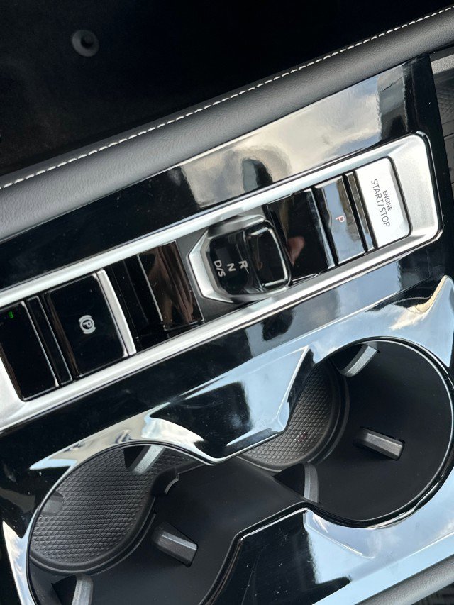 New 2025 Volkswagen Atlas Cross Sport SEL image 54