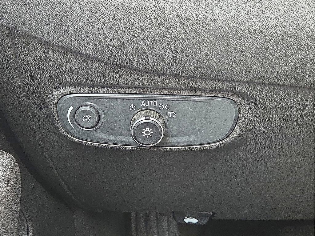 Used 2024 Chevrolet Equinox LS image 26