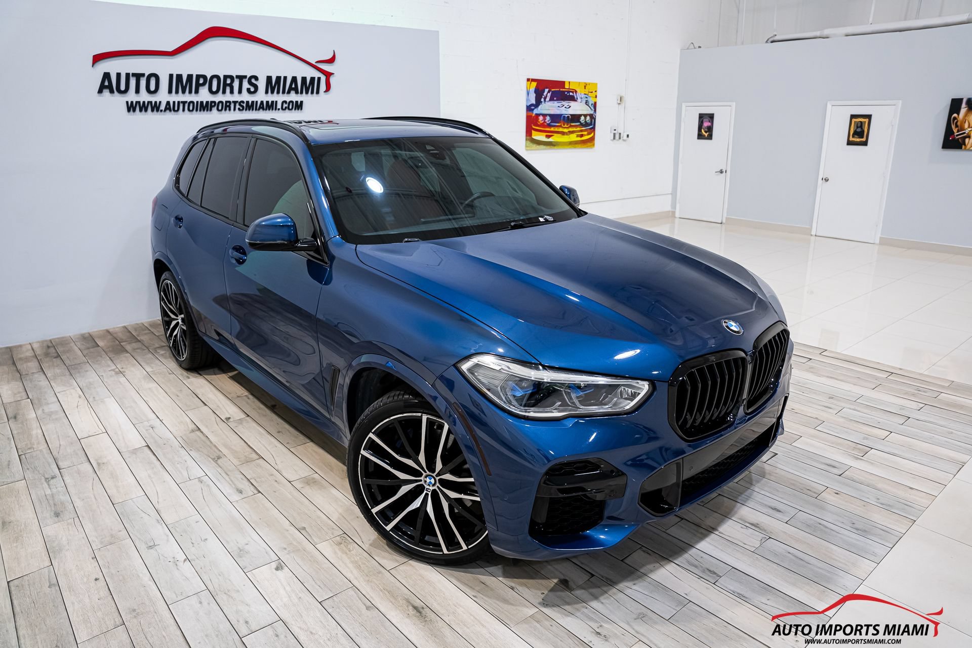 Used 2022 BMW X5 xDrive40i w/ M Sport Package AWD/4WD image 28