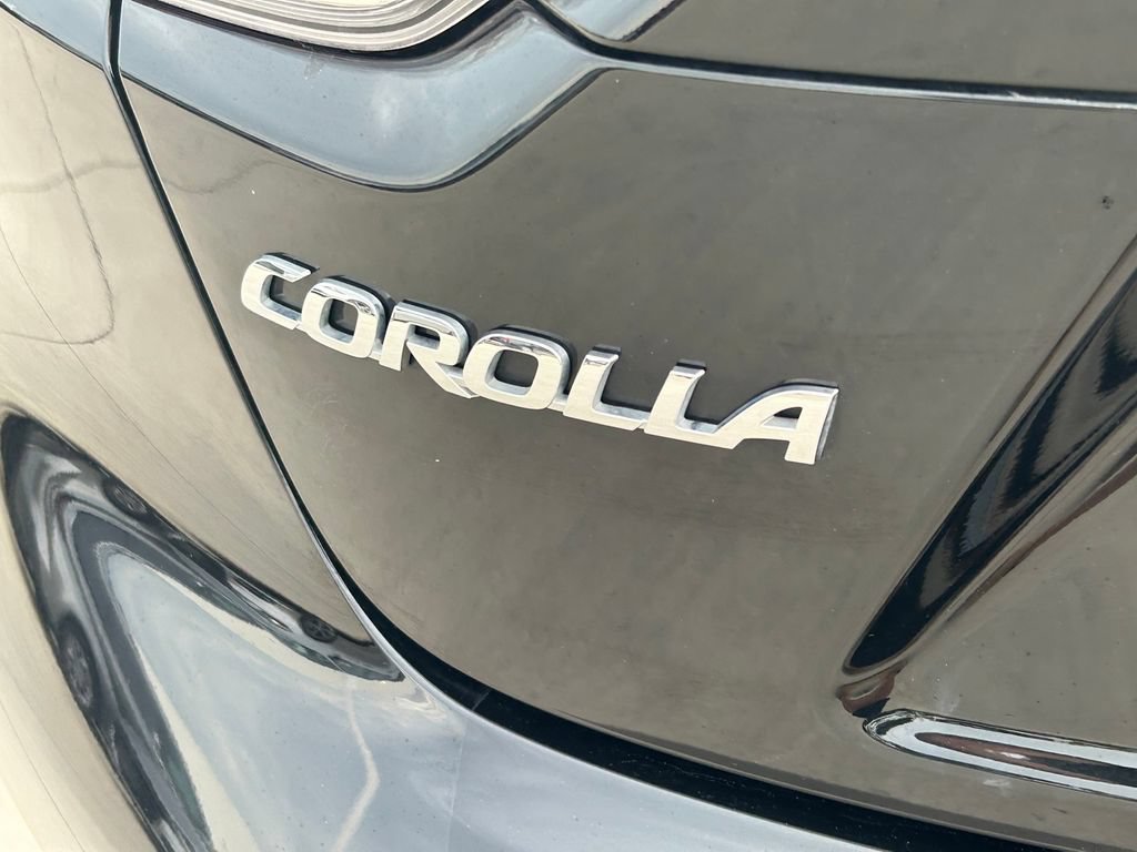 Certified 2025 Toyota Corolla LE FWD image 12