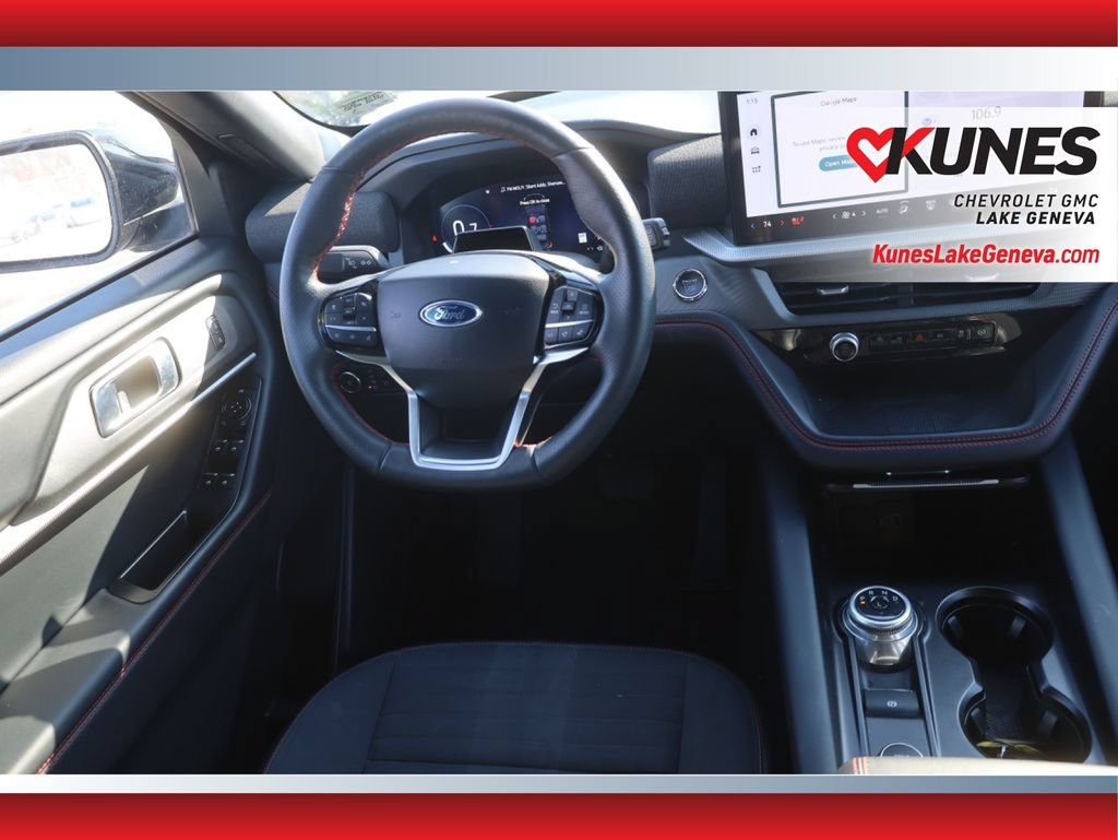 Used 2025 Ford Explorer ST-Line AWD/4WD image 28