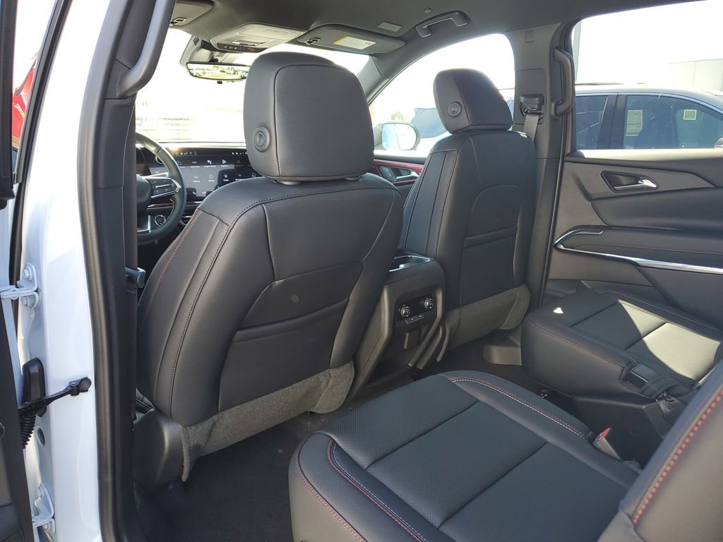 New 2026 Chevrolet Traverse Z71 w/ Driver Confidence Package AWD/4WD image 17