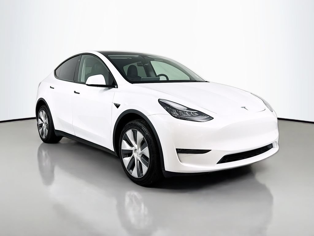 Used 2023 Tesla Model Y Long Range AWD/4WD image 3