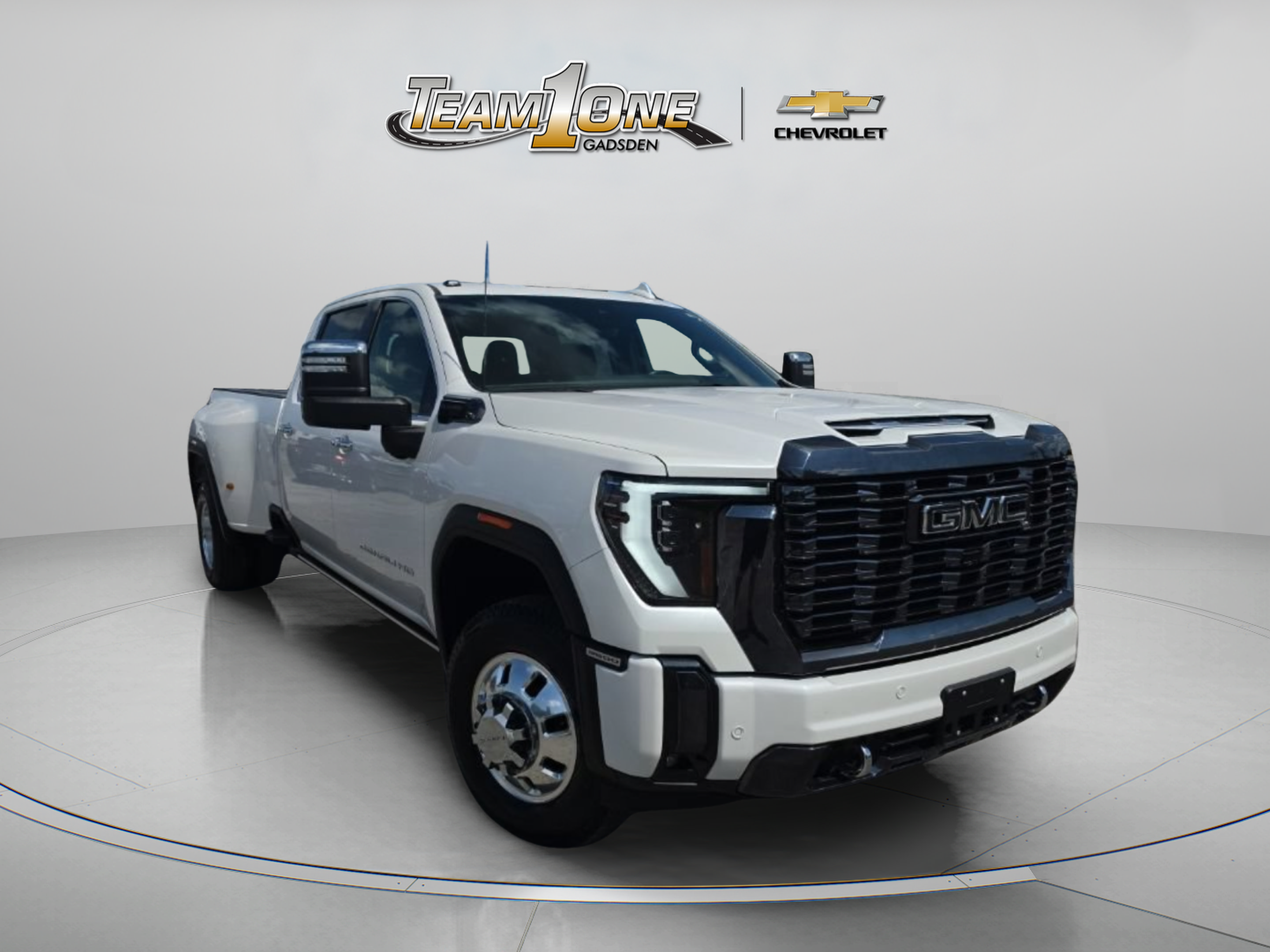 Used 2024 GMC Sierra 3500 Denali Ultimate AWD/4WD video 1