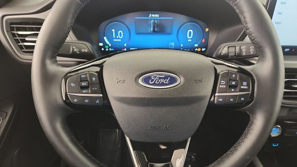 Used 2023 Ford Escape Active w/ Tech Pack #2 image 12