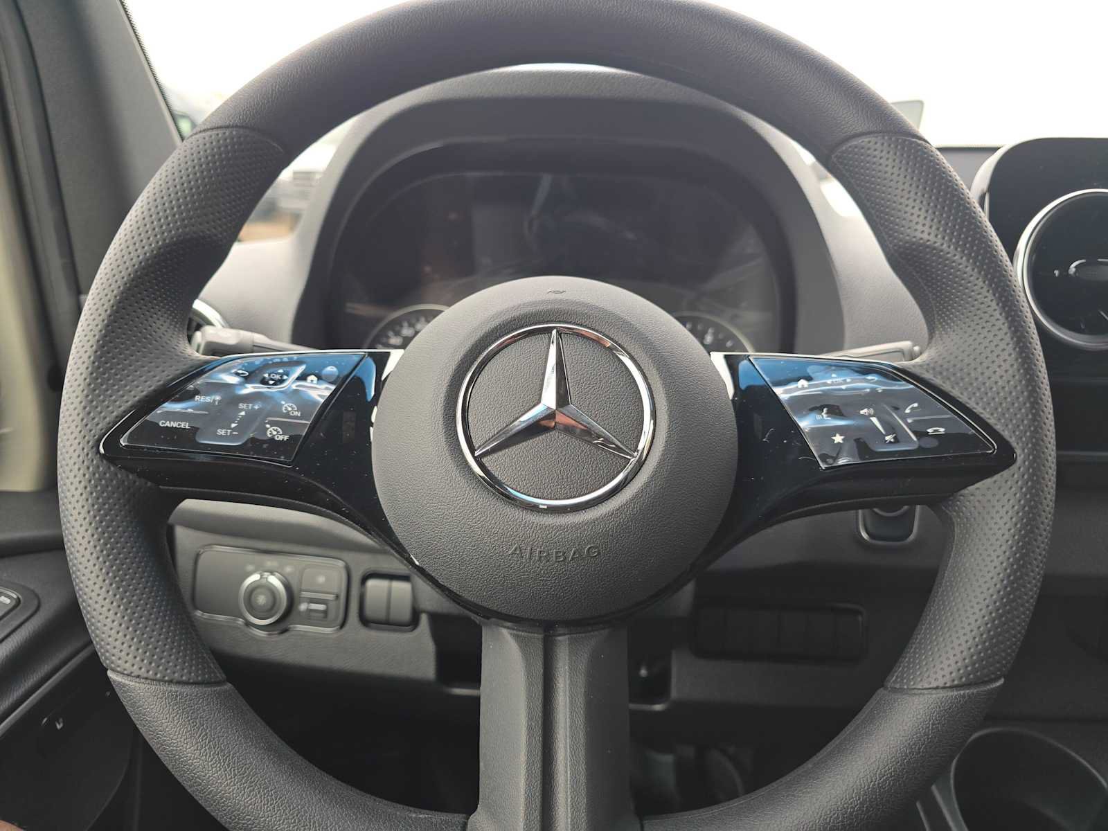 Used 2026 Mercedes-Benz Sprinter 2500 image 27