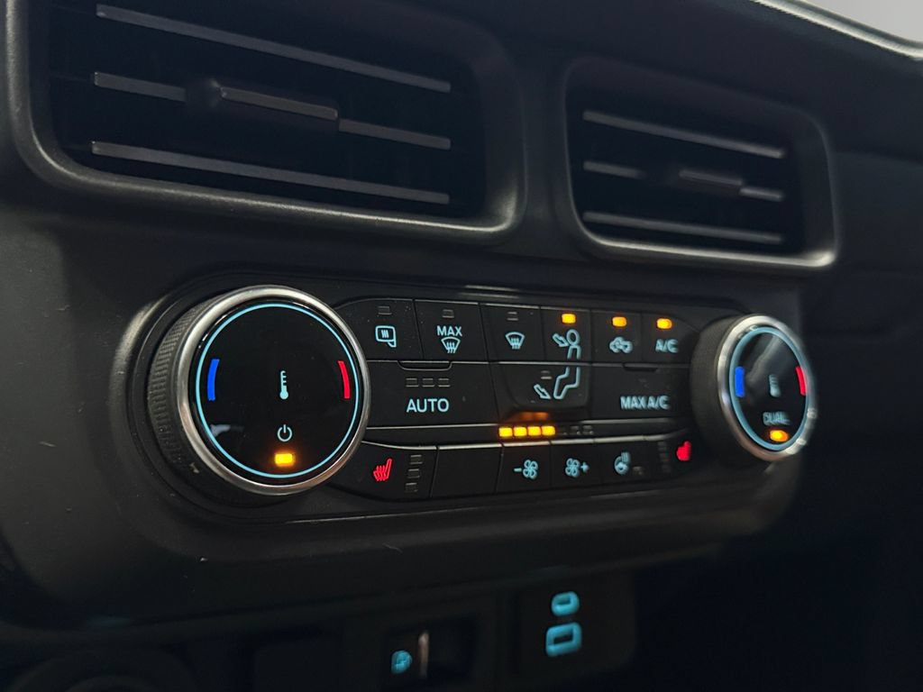 Used 2023 Ford Maverick Lariat w/ Lariat Luxury Package FWD image 21