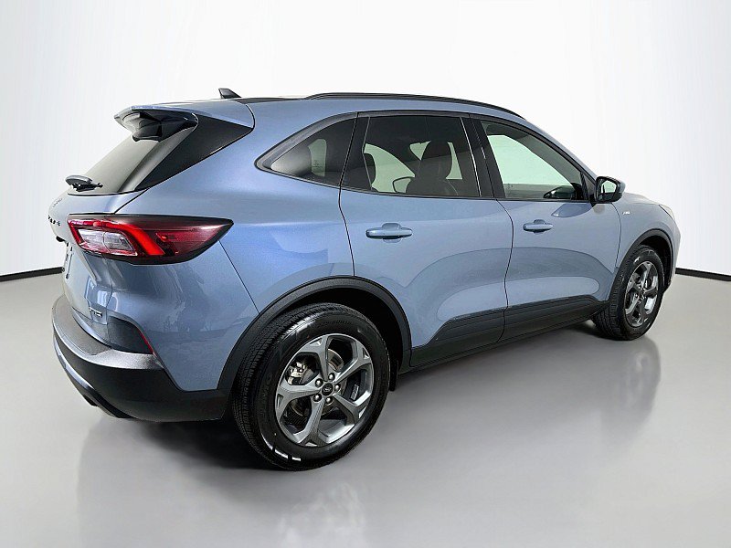 Used 2025 Ford Escape ST-Line Select AWD/4WD image 7