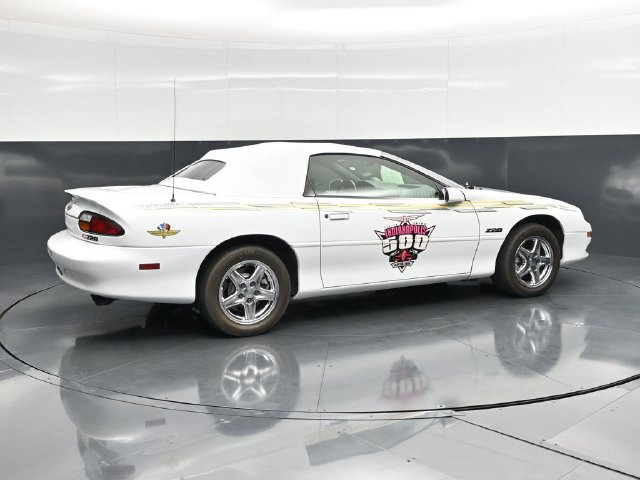 Used 1999 Chevrolet Camaro Z28 RWD image 2