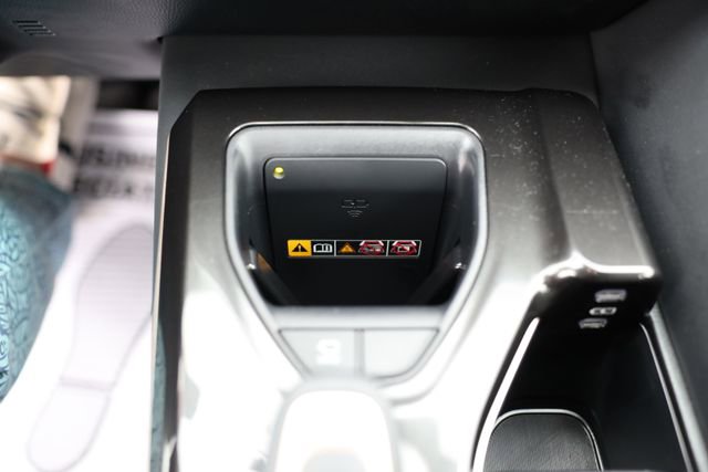 Used 2025 Toyota Crown Signia w/ Advanced Technology Package AWD/4WD image 30