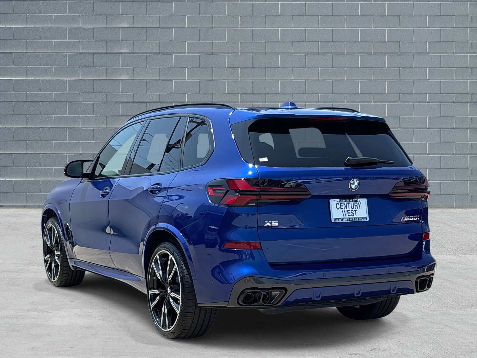 Used 2025 BMW X5 M60i image 6