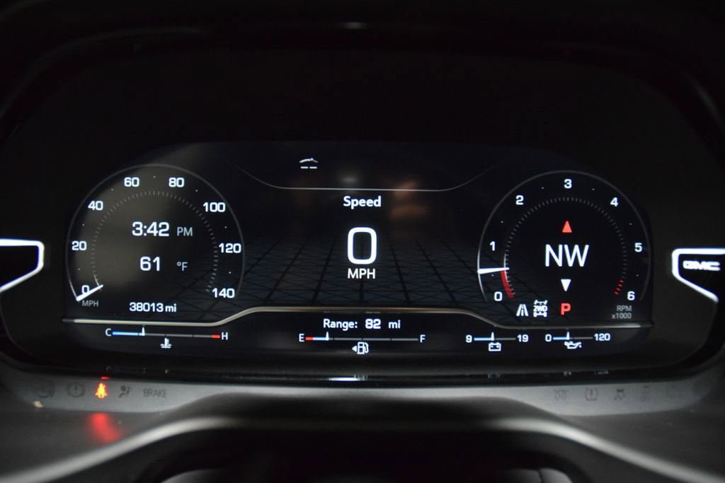 Used 2024 GMC Yukon XL Denali w/ Advanced Technology Package AWD/4WD image 59