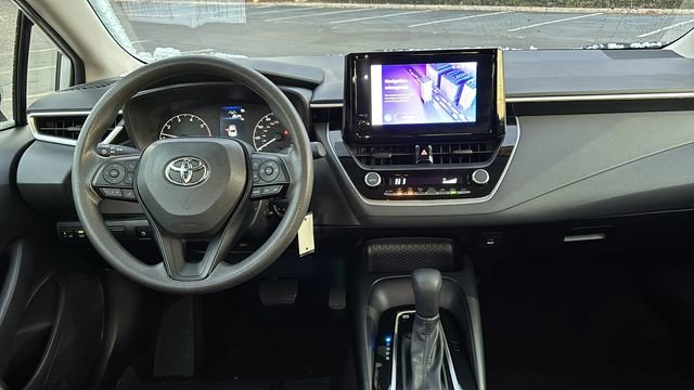 Used 2024 Toyota Corolla LE image 8