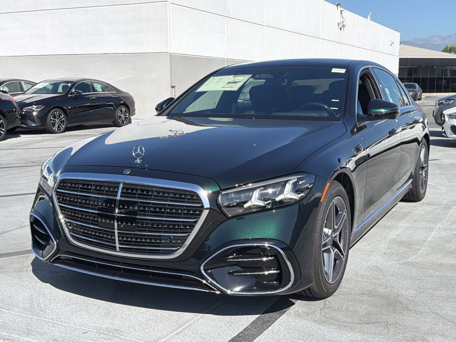 New 2027 Mercedes-Benz S 580 4MATIC Sedan image 6
