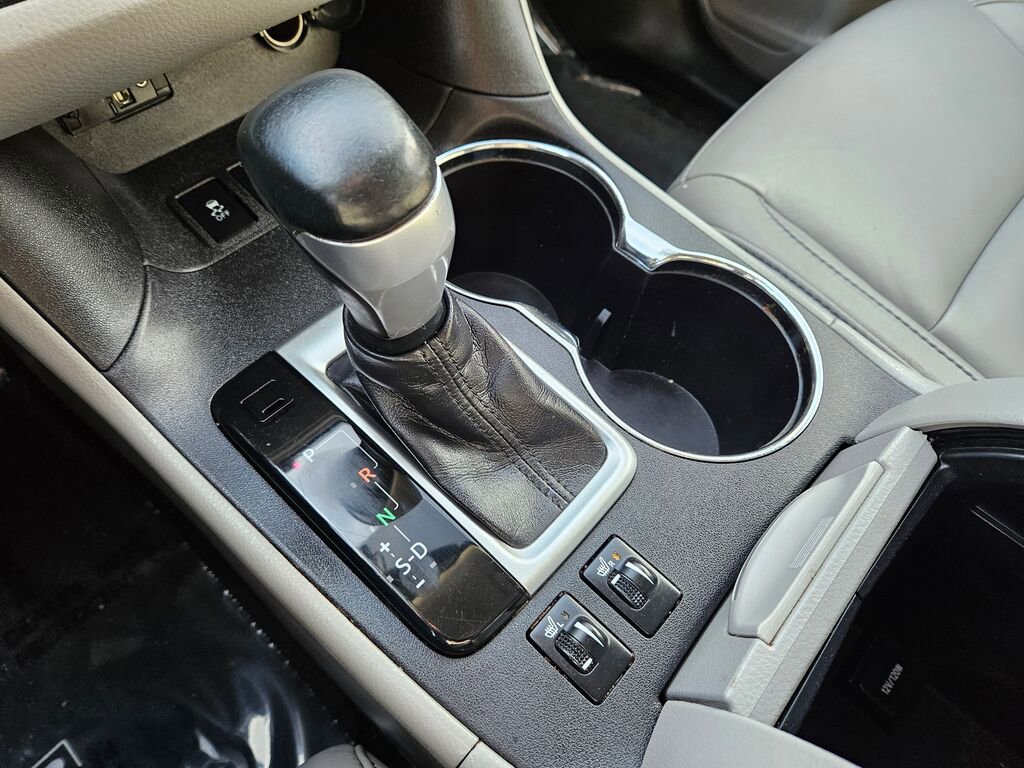 Used 2016 Toyota Highlander XLE image 7