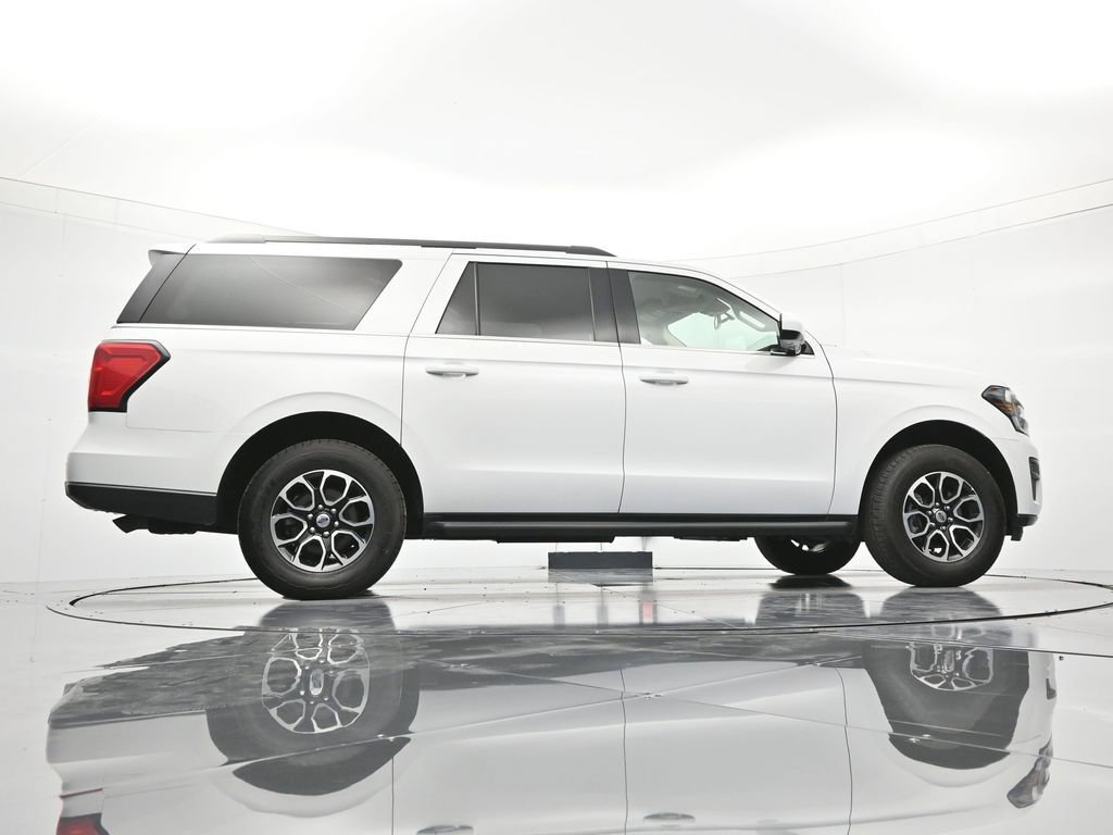 Used 2024 Ford Expedition Max XLT AWD/4WD image 40