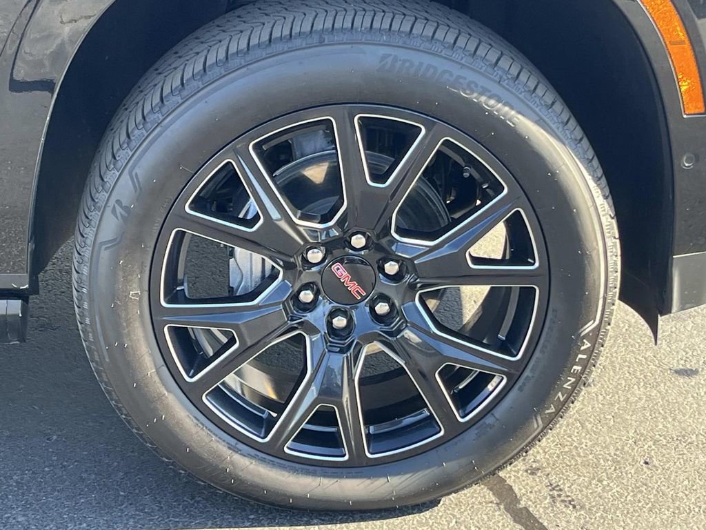 Certified 2025 GMC Yukon XL Denali w/ Sun & Power Step Package image 9