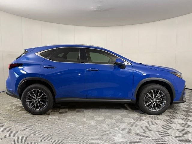 Used 2023 Lexus NX 250 FWD w/ Towing Package (2000 Lbs) image 9