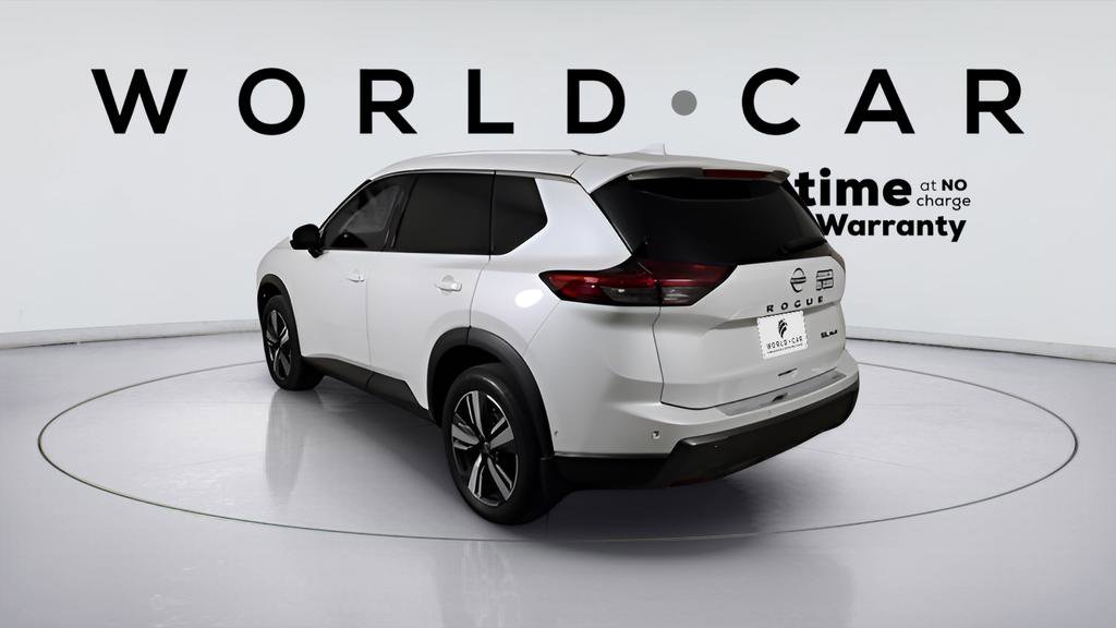 Used 2024 Nissan Rogue SL w/ SL Premium Package image 5