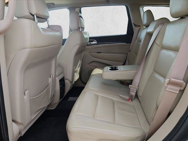 Used 2017 Jeep Grand Cherokee Limited AWD/4WD image 15