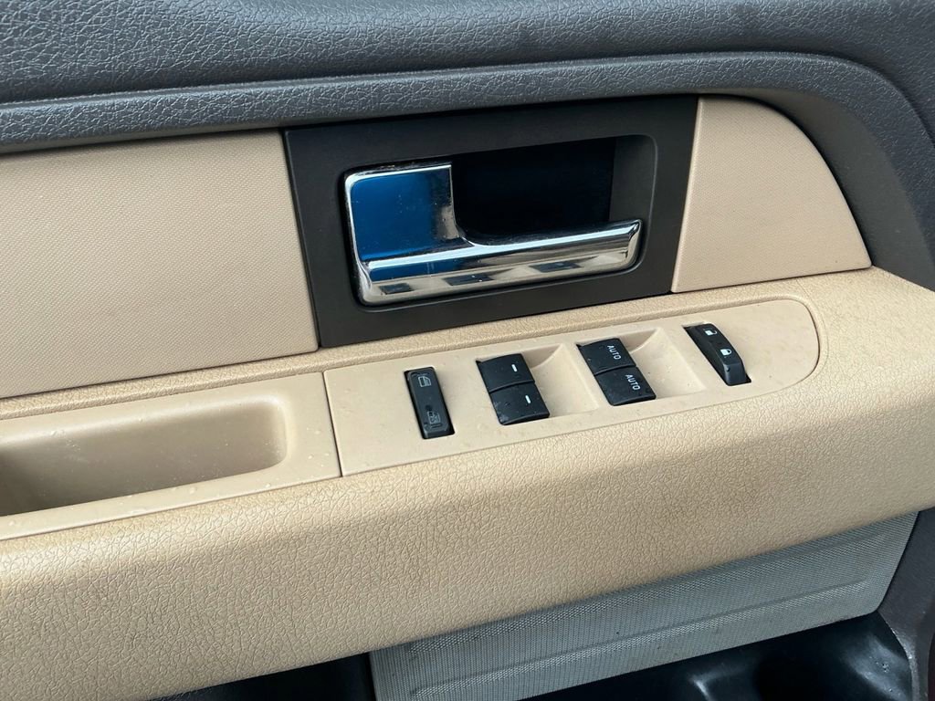 Used 2013 Ford F150 XLT w/ Luxury Equipment Group AWD/4WD image 16