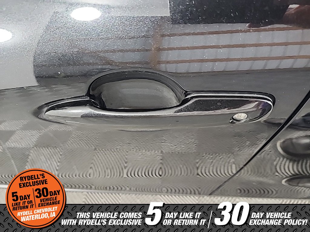 Used 2021 Toyota Venza XLE w/ Softex Package image 15