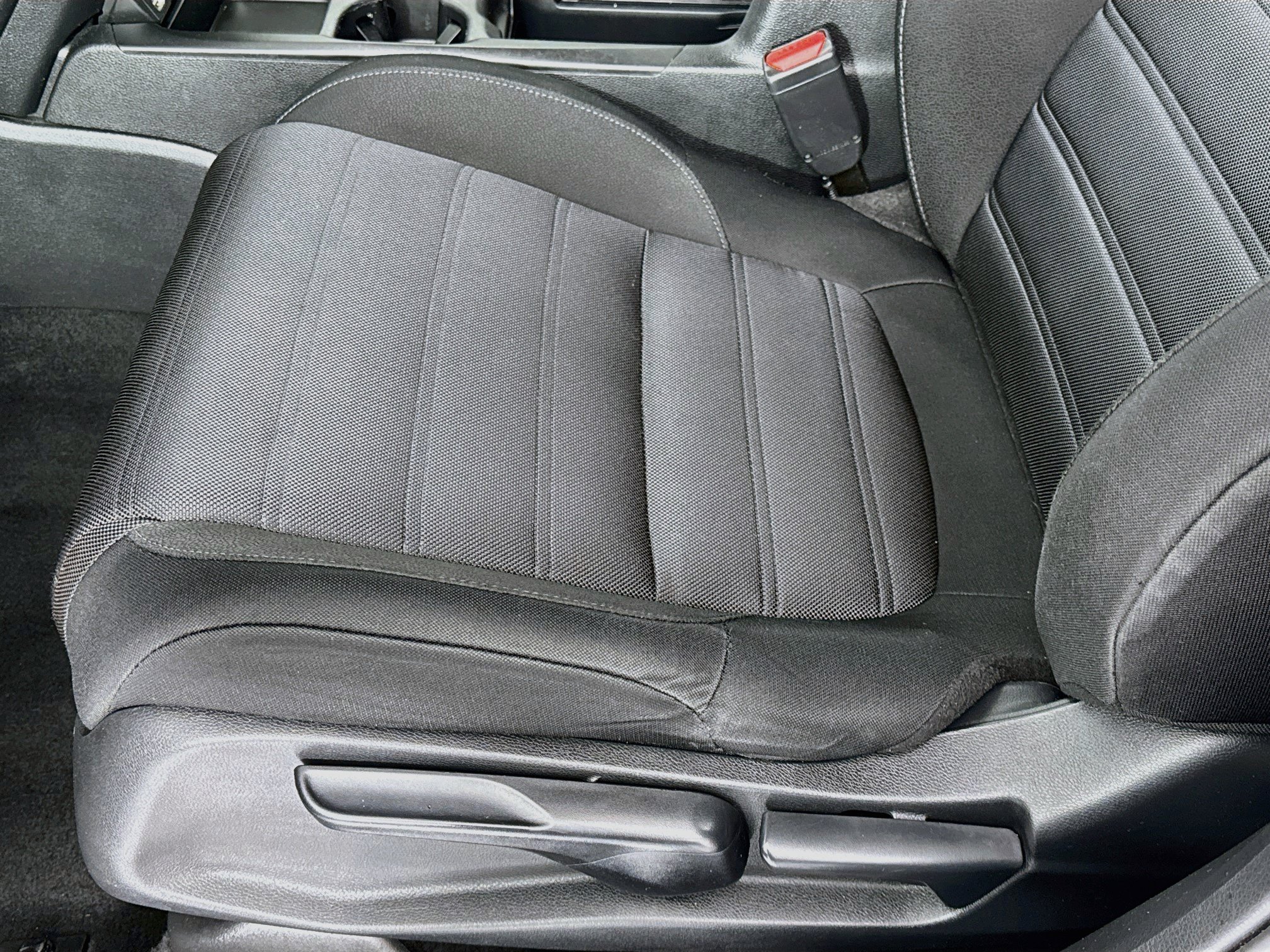 Certified 2020 Honda CR-V LX image 18