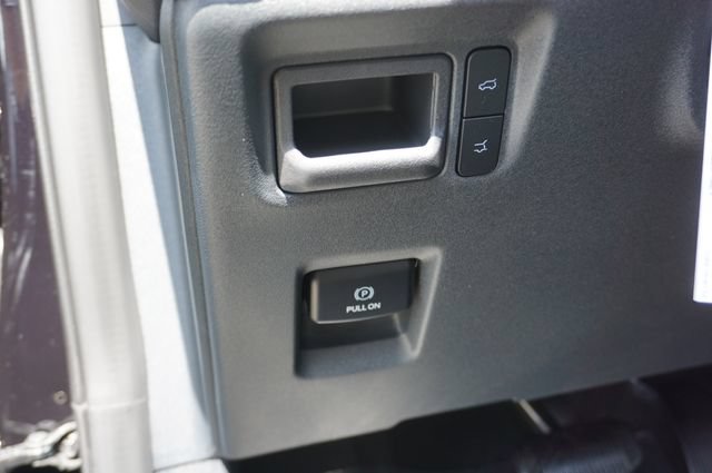 New 2027 Ford Expedition Max Active RWD image 31