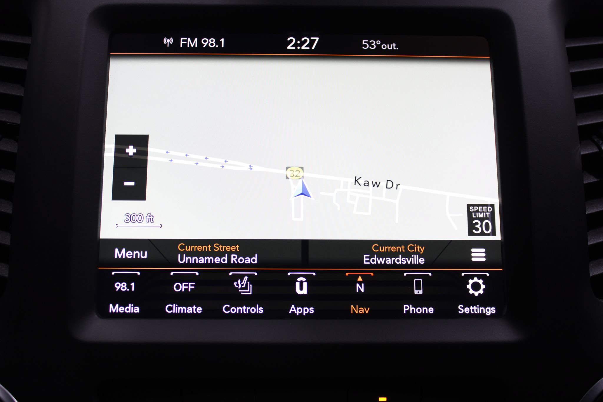 Used 2023 Jeep Cherokee Altitude Lux AWD/4WD image 35