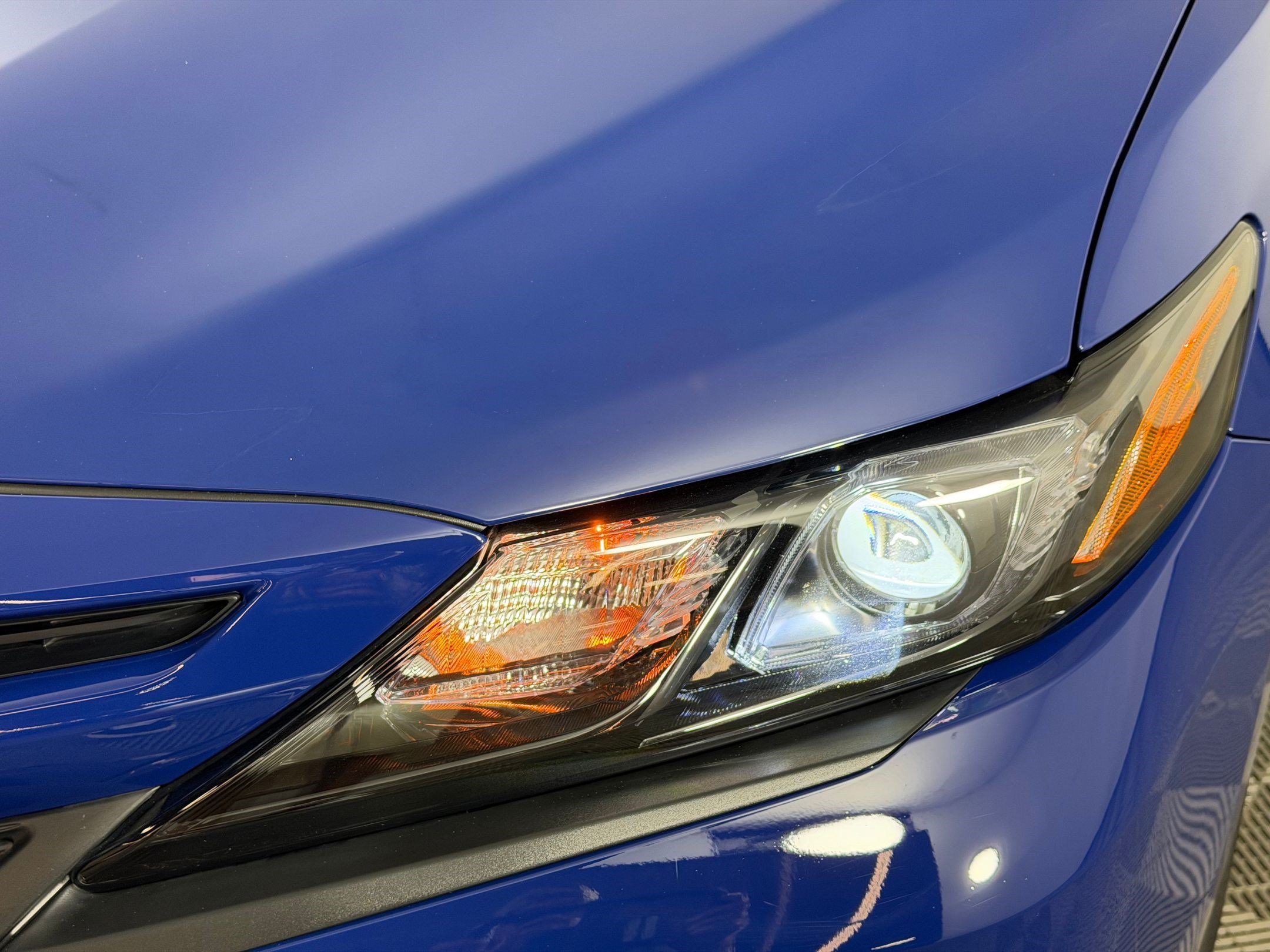 Used 2024 Toyota Camry SE FWD image 12